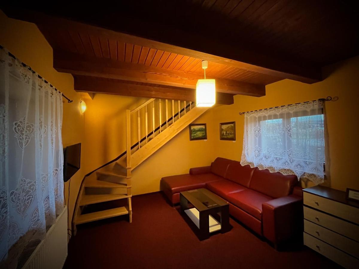 Penzión Pri Kaštieli Záturčie Martin Exterior foto